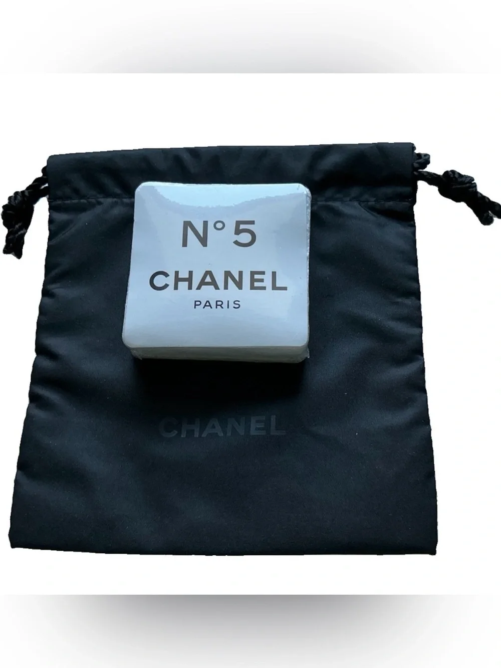 NEW CHANEL No 5 Factory 5 White Cotton Logo Towel + Black Logo Drawstring Pouch